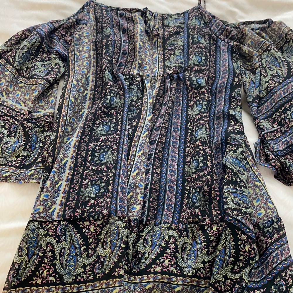 Fun mini-dress with bell sleeves